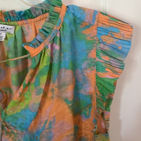 Women’s Current Air Margot Top Blouse Fluttering Sleeve Multicolored V-Neck Sz S - Picture 5 of 8